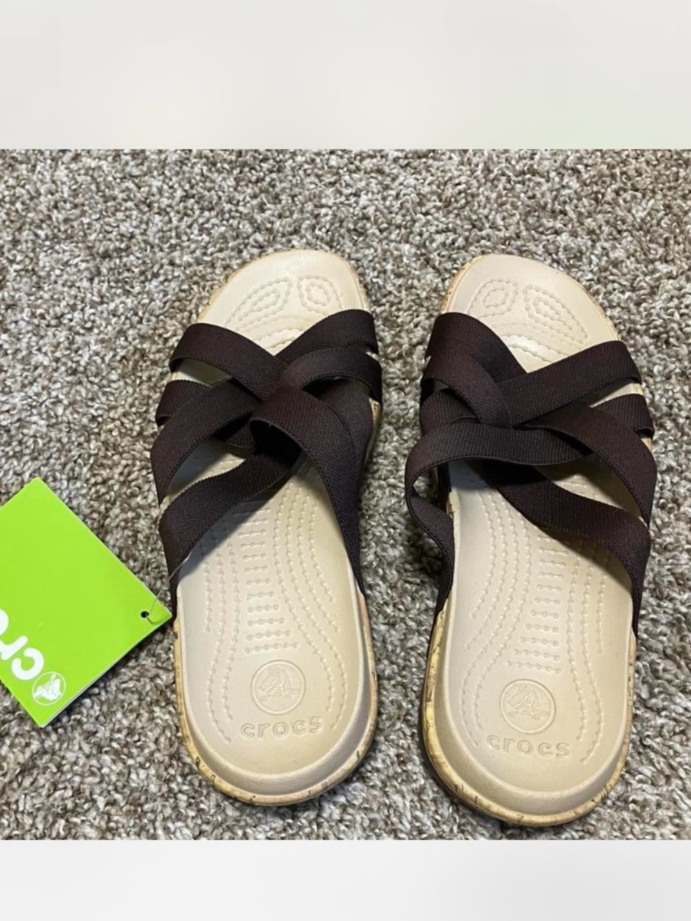 CROCS Edie Stretch Sandal Brown NWT women’s size 6 - Picture 3 of 8